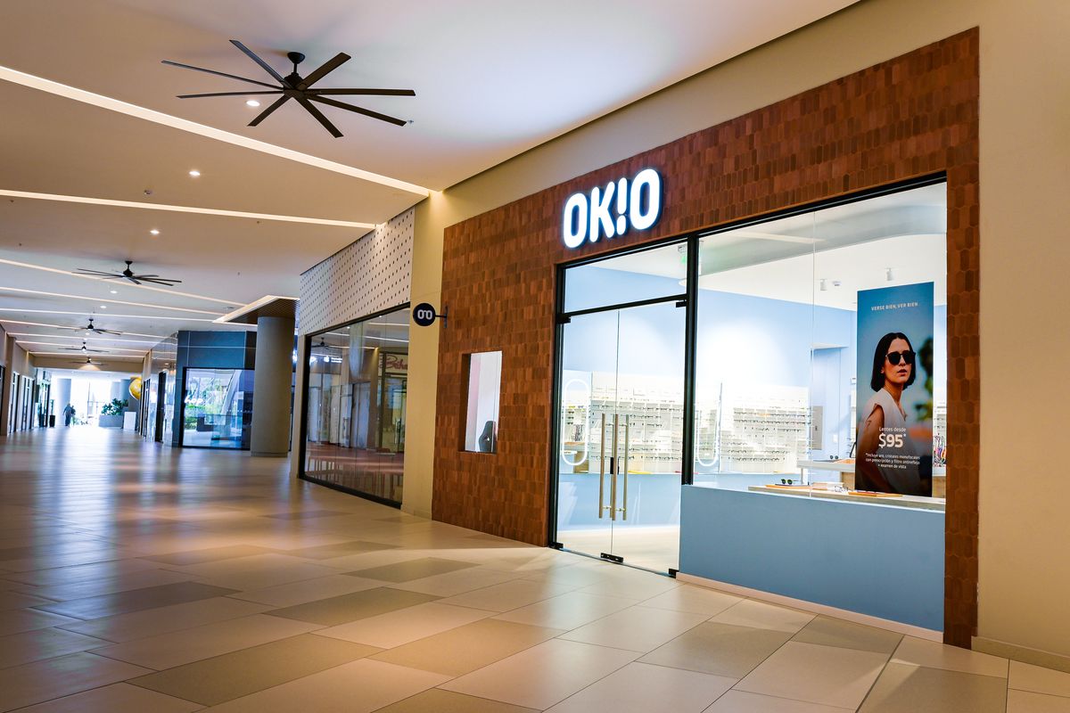 OKIO Brisas Capital Mall interior